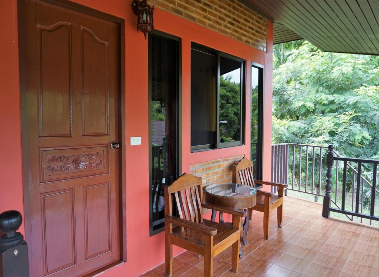 Ban Rai Tin Thai Ngarm Eco Lodge Маэ-Рим Экстерьер фото