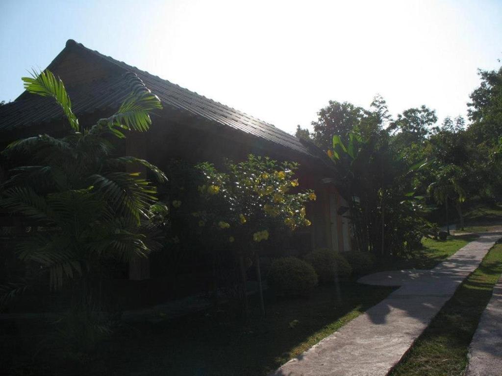 Ban Rai Tin Thai Ngarm Eco Lodge Маэ-Рим Экстерьер фото