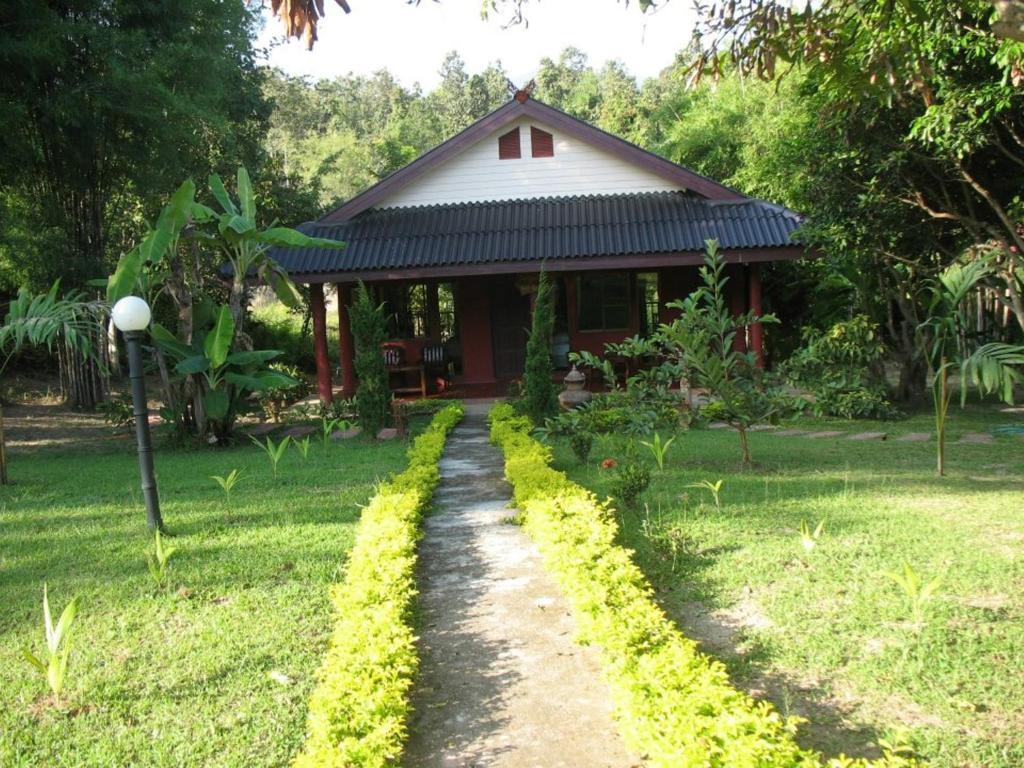 Ban Rai Tin Thai Ngarm Eco Lodge Маэ-Рим Экстерьер фото